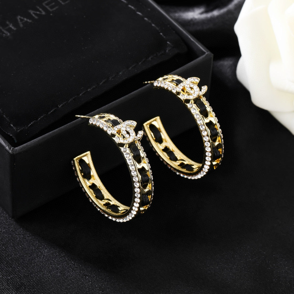 CHANEL P65 Pearl Earrings