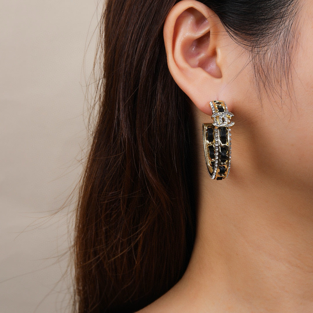 CHANEL P65 Pearl Earrings