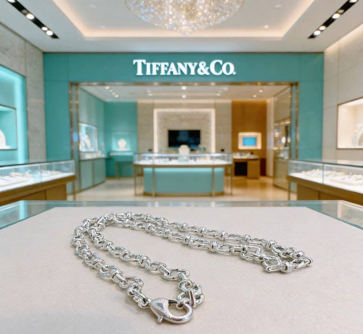 TIFFANY & CO. P90 Vintage Necklace