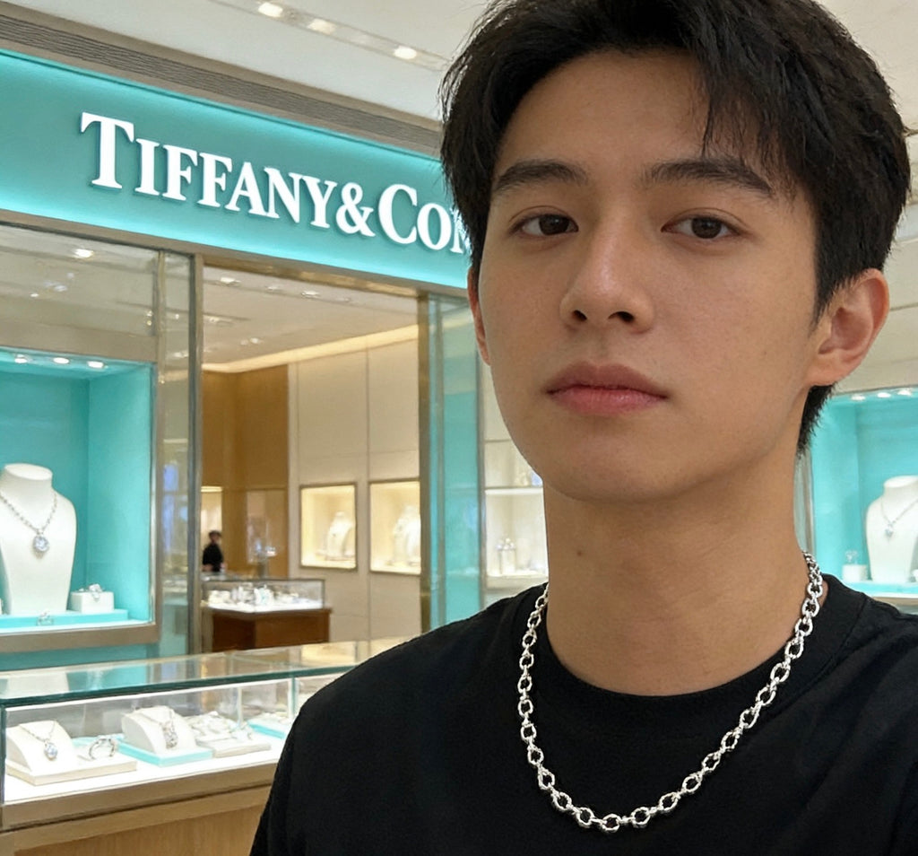 TIFFANY & CO. P90 Vintage Necklace