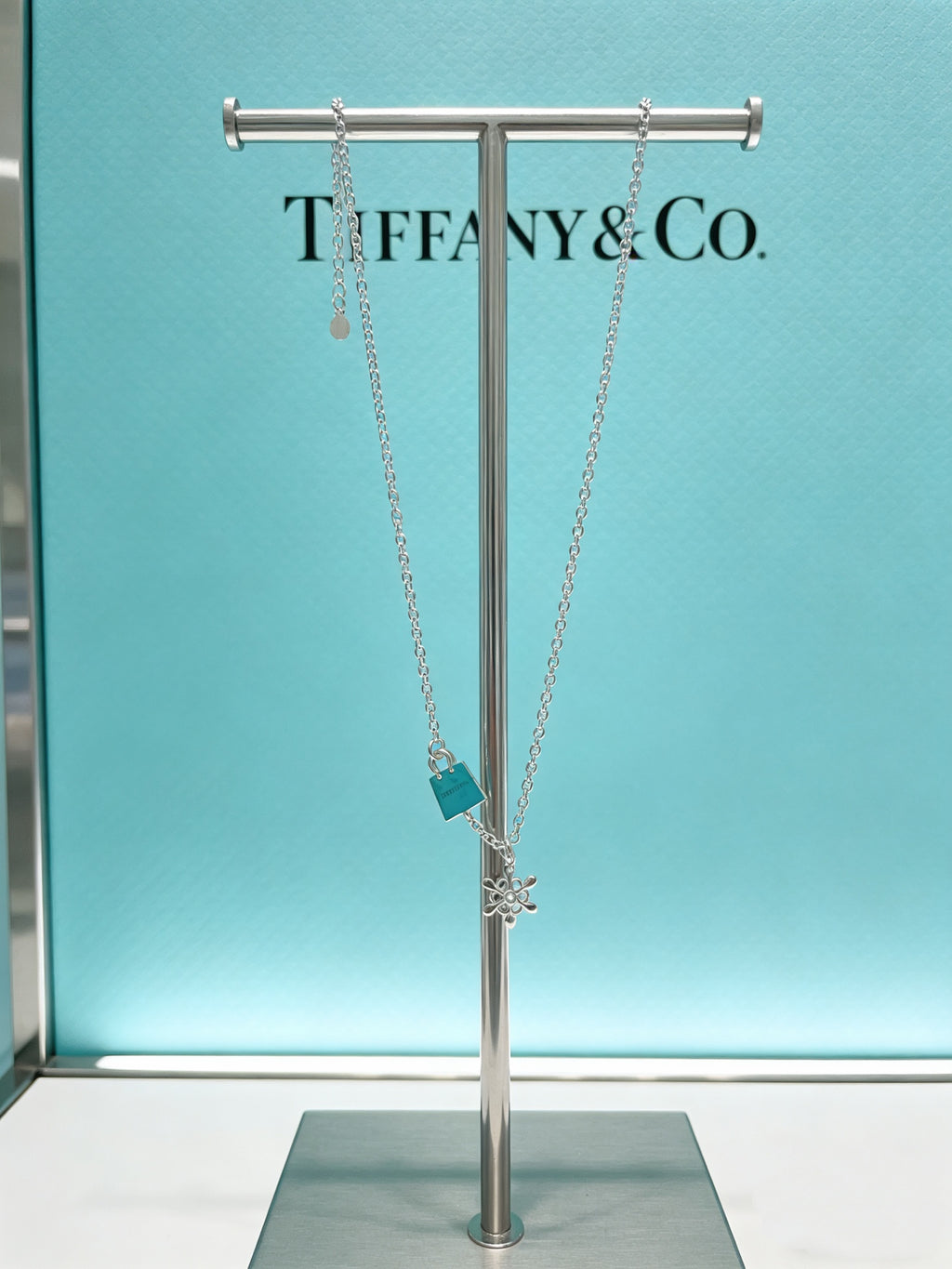 TIFFANY & CO. P85 Vintage Necklace
