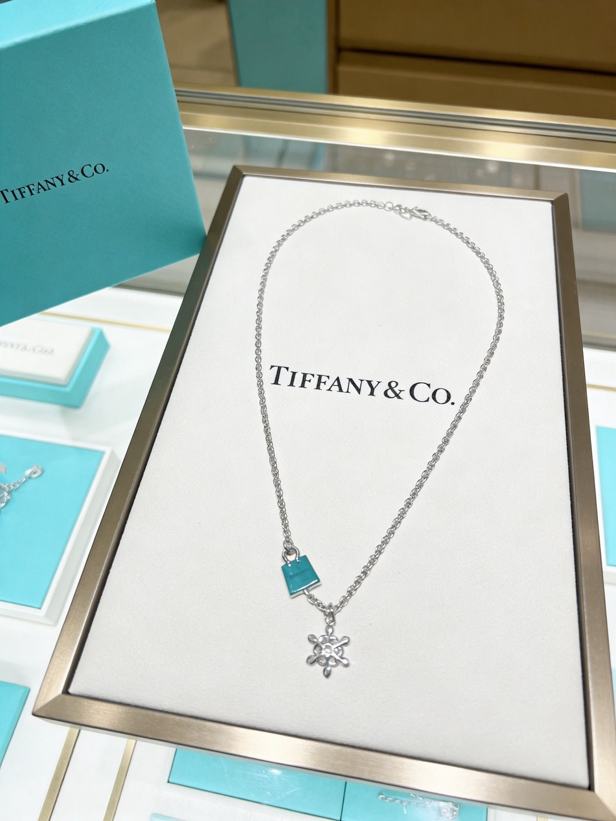 TIFFANY & CO. P85 Vintage Necklace
