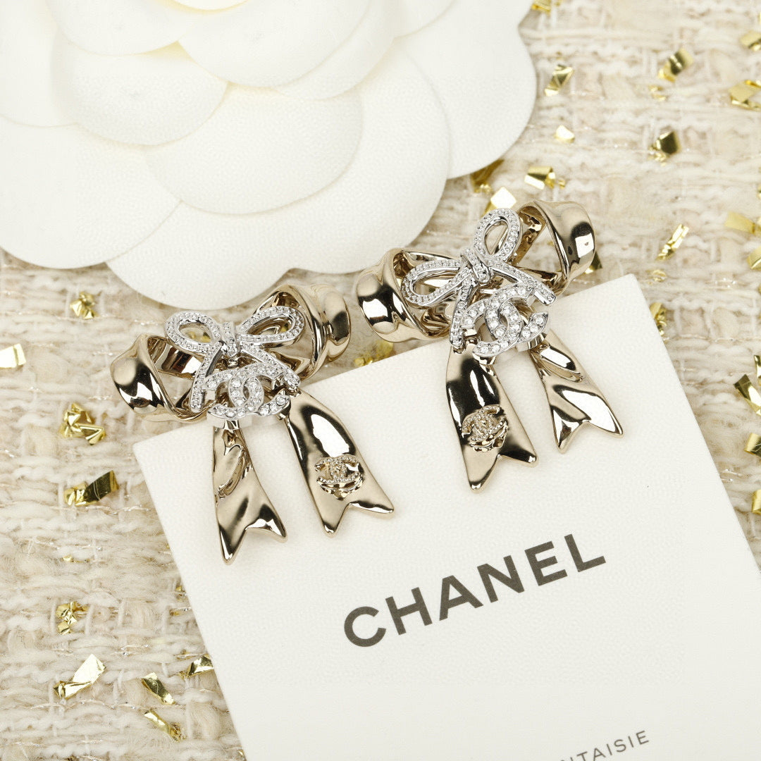 CHANEL Bow Earrings