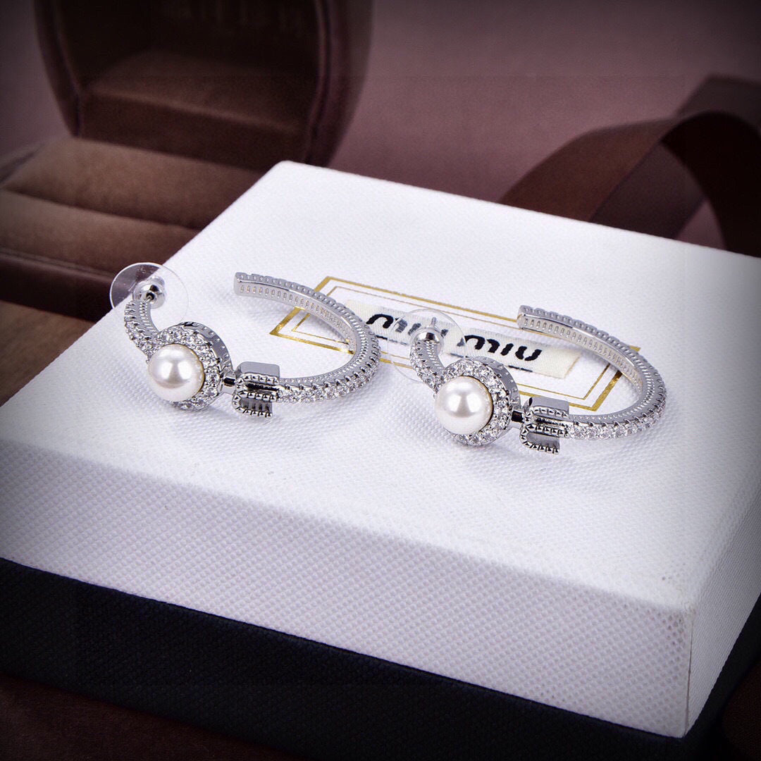 MIU MIU Earrings