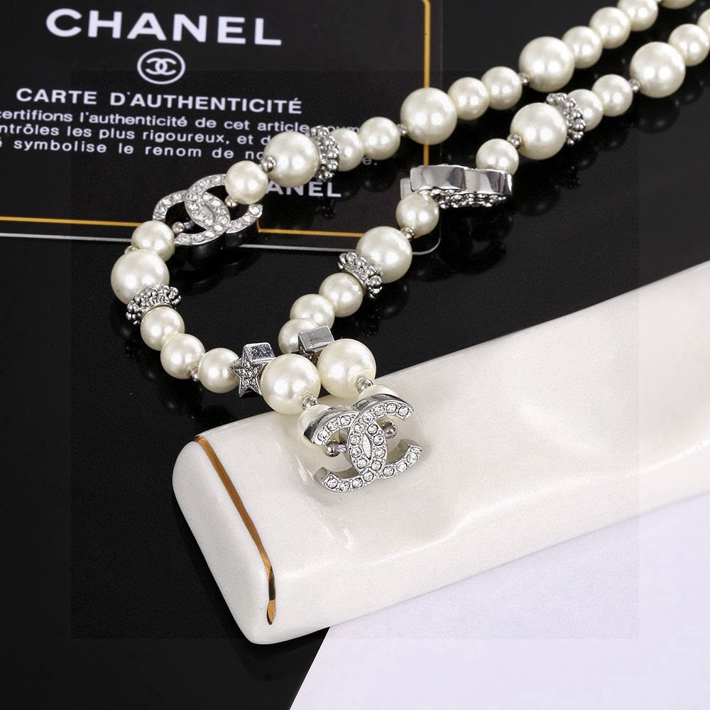 CHANEL Pearl Choker Necklace