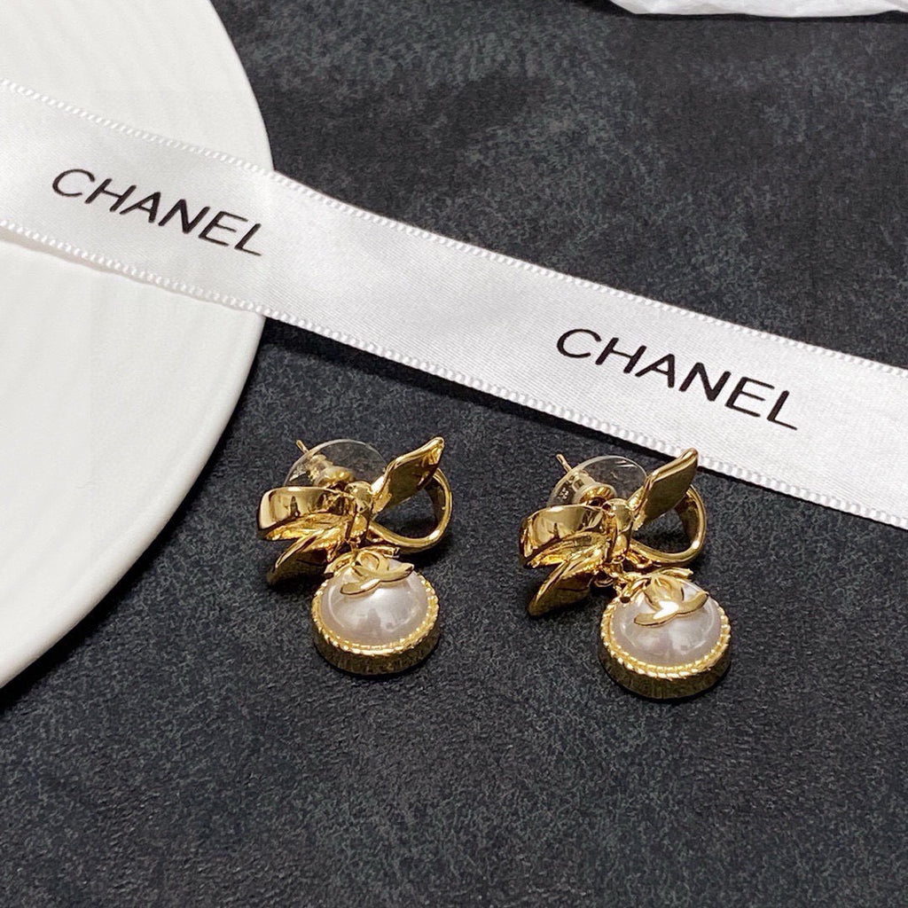 CHANEL Bow Earrings