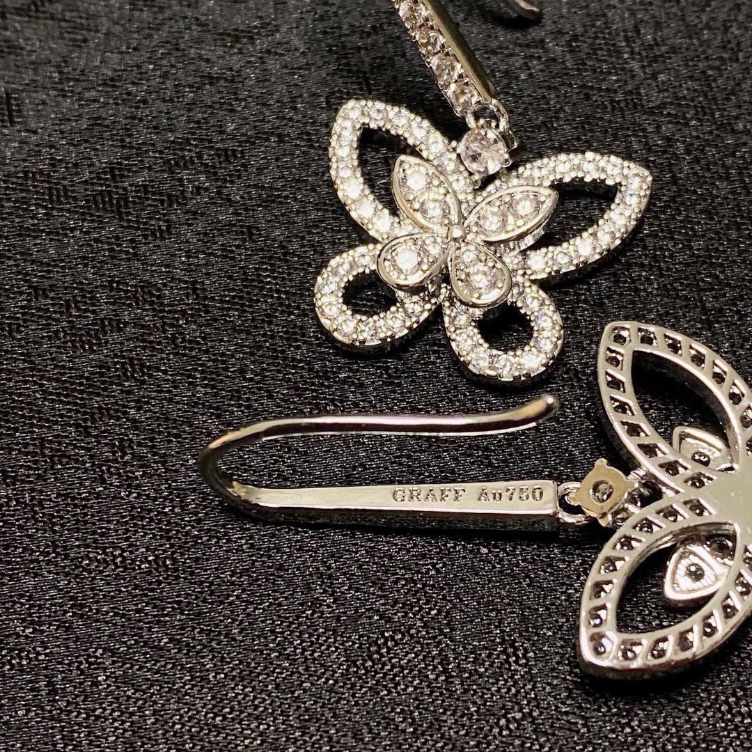 Crystal Necklace