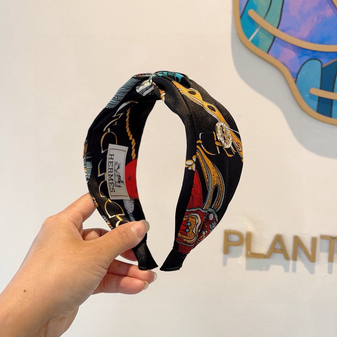 HERMÈS Silk Headband