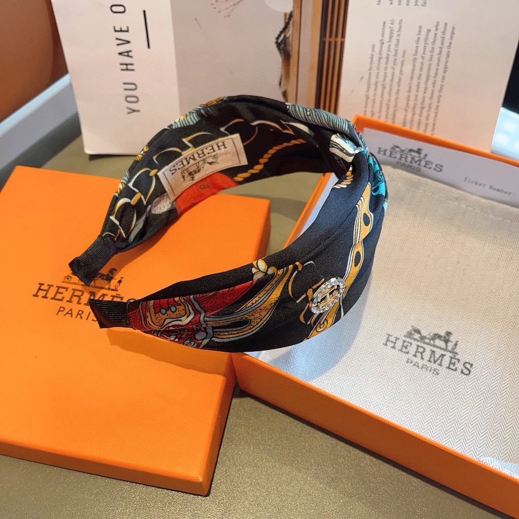 HERMÈS Silk Headband