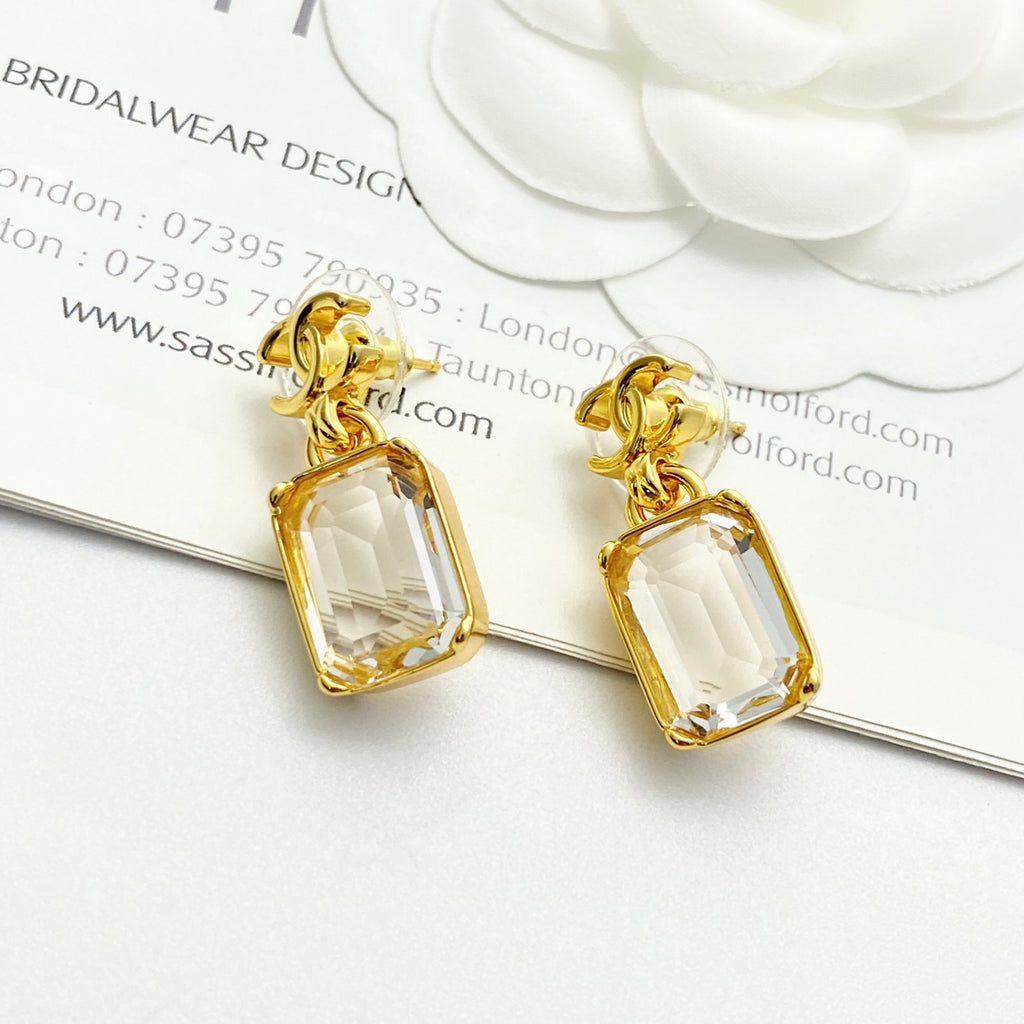 CHANEL Crystal Double-C Vintage Pendant Necklace