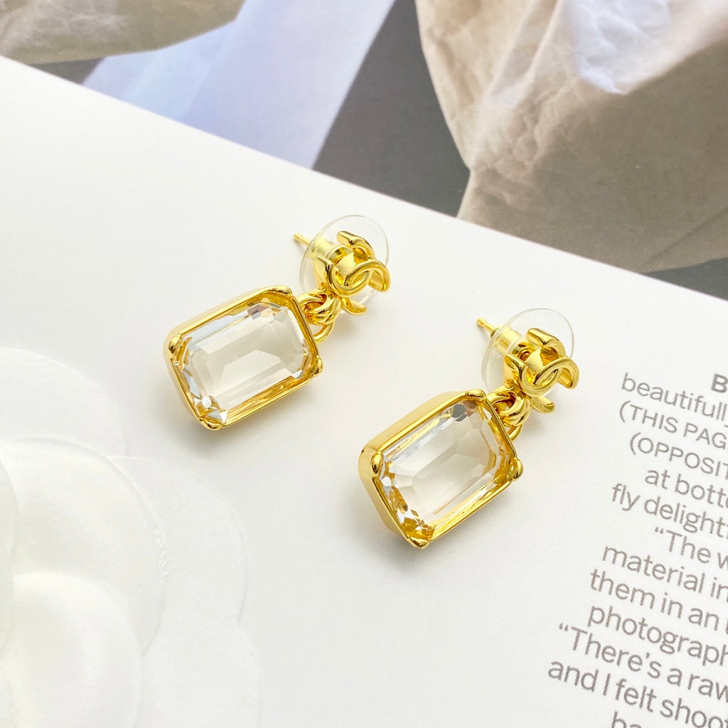 CHANEL Crystal Double-C Vintage Pendant Necklace