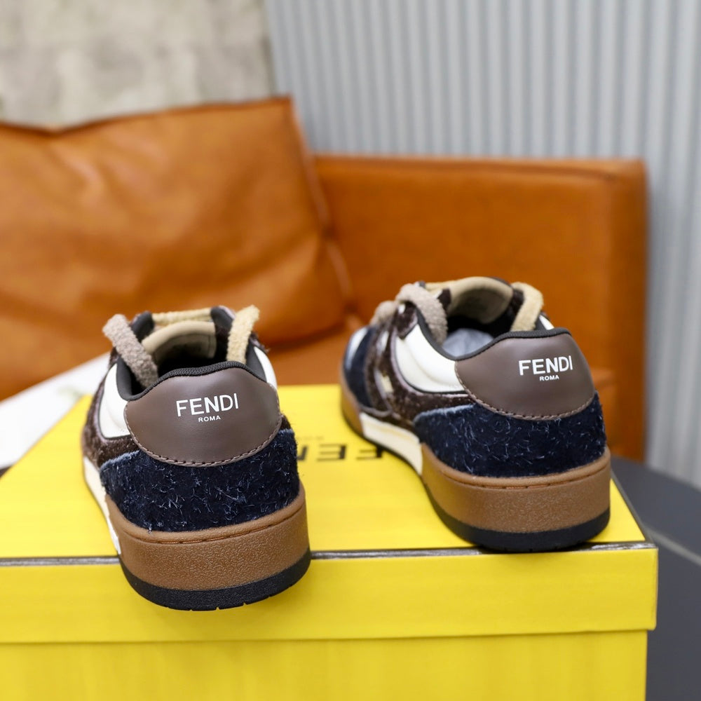 Fendi Unisex Sneakers - Style 426212