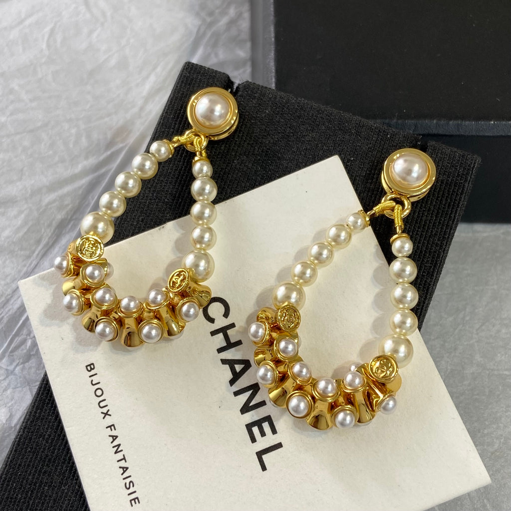 Double-C Vintage Earrings