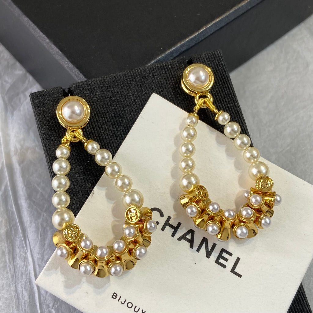 Double-C Vintage Earrings