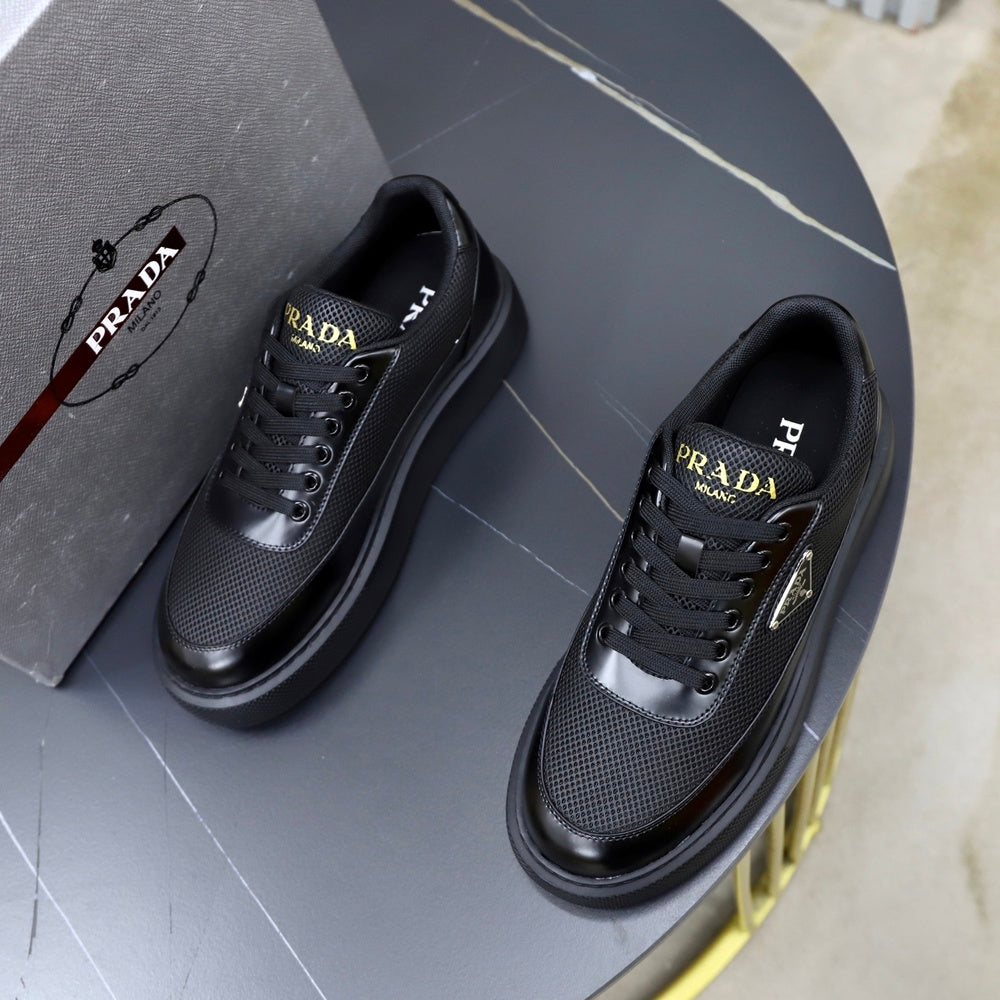 Prada Men's Shoes - Style 428827