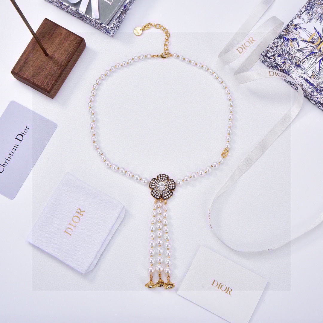 DIOR Necklace