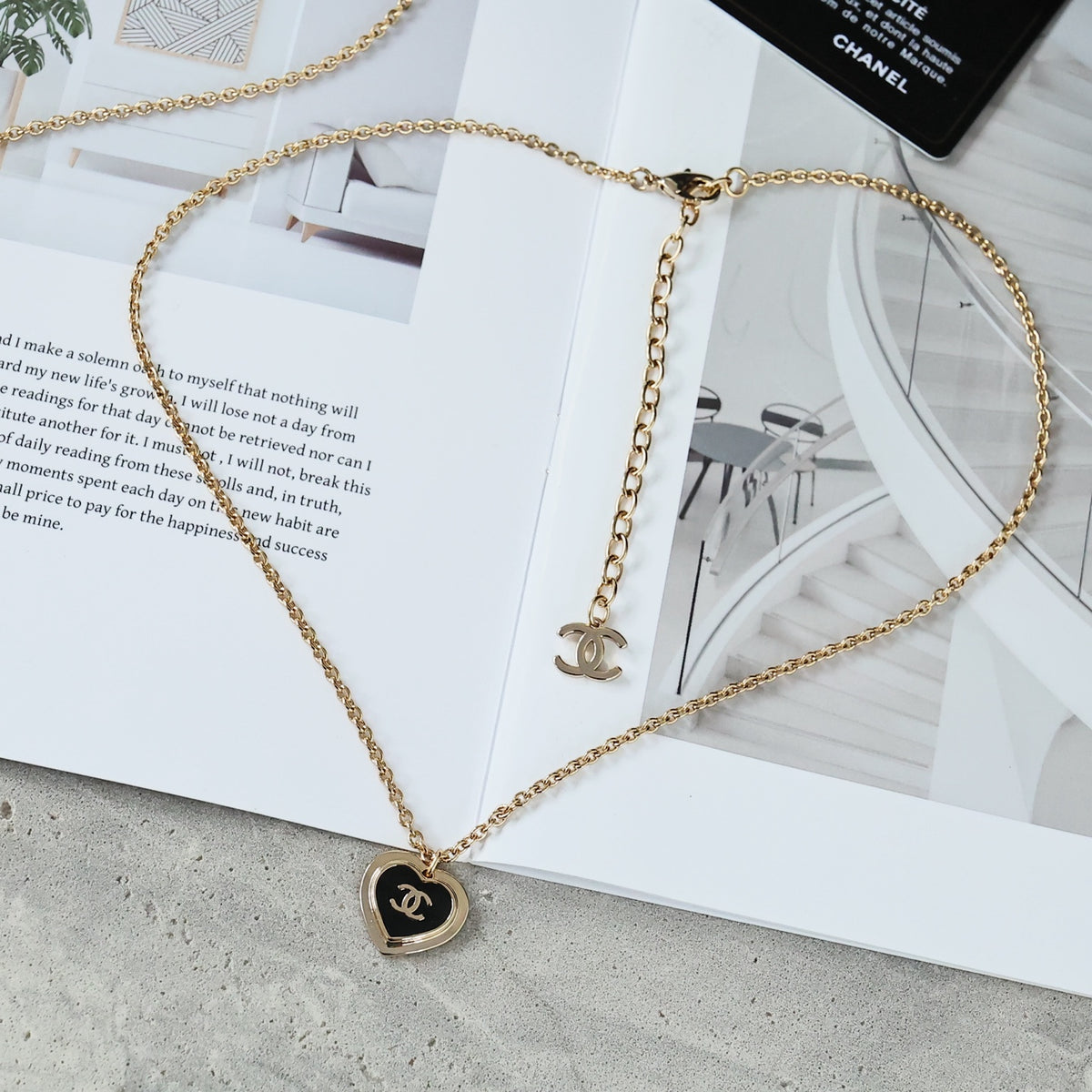CHANEL Enamel Gold-Tone Vintage Heart Necklace