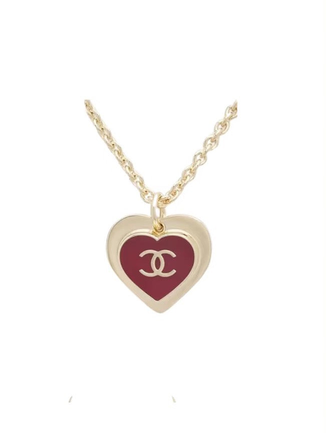 CHANEL Enamel Gold-Tone Vintage Heart Necklace