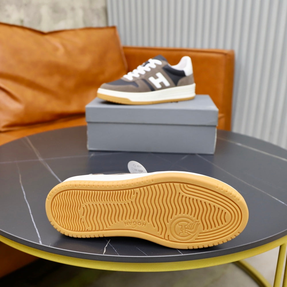 Designer Men's Sneakers - Style 426020