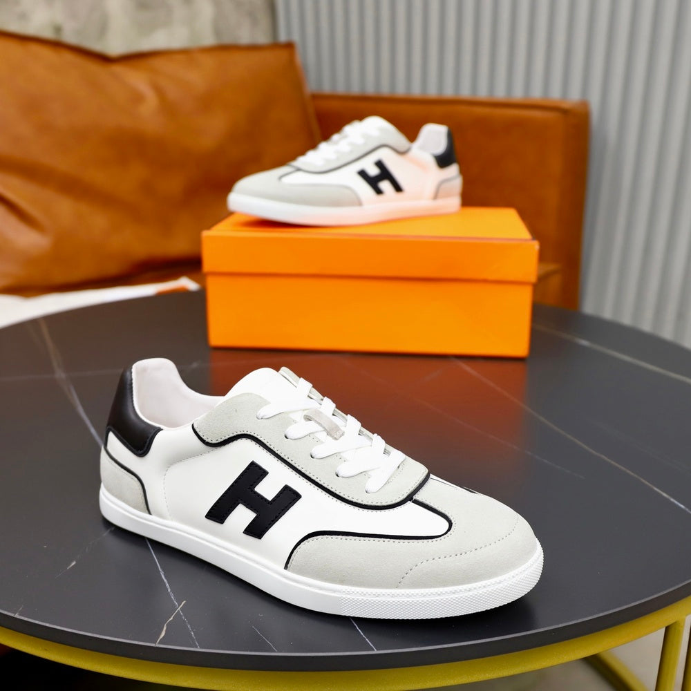 Hermès Men's Shoes - Style 428858