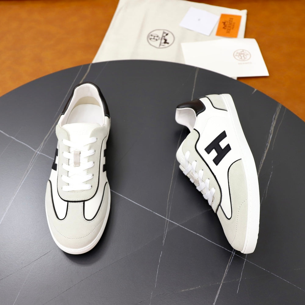 Hermès Men's Shoes - Style 428858
