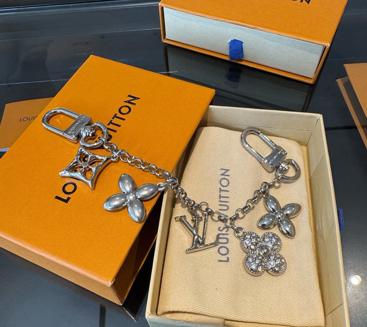 LOUIS VUITTON M01188 Canvas Flower Bag Charm Keychain
