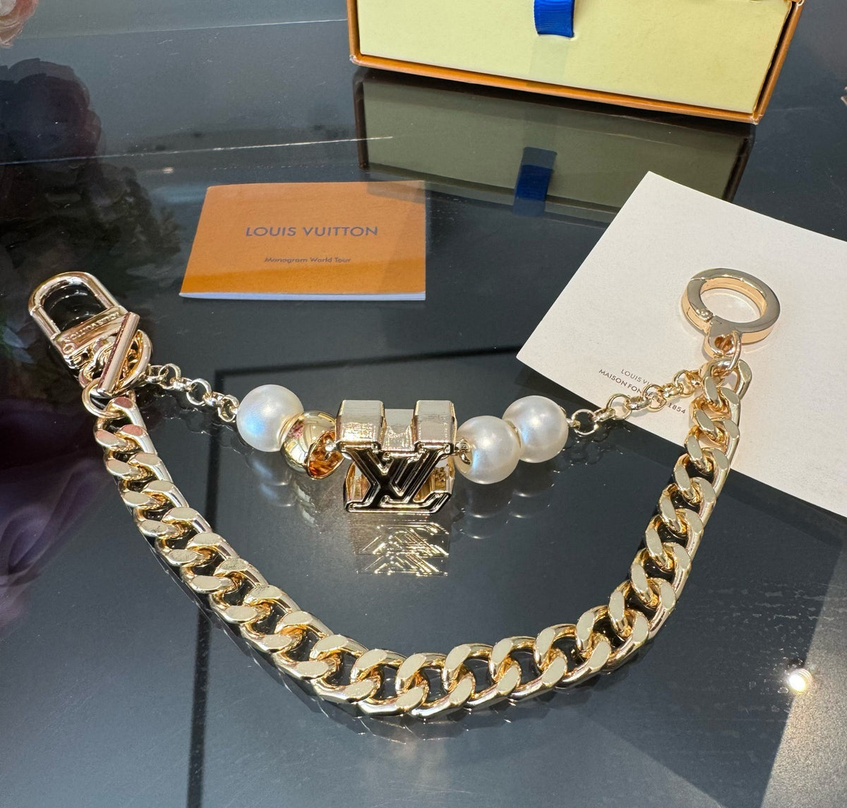 LOUIS VUITTON Metal Bag Charm Keychain