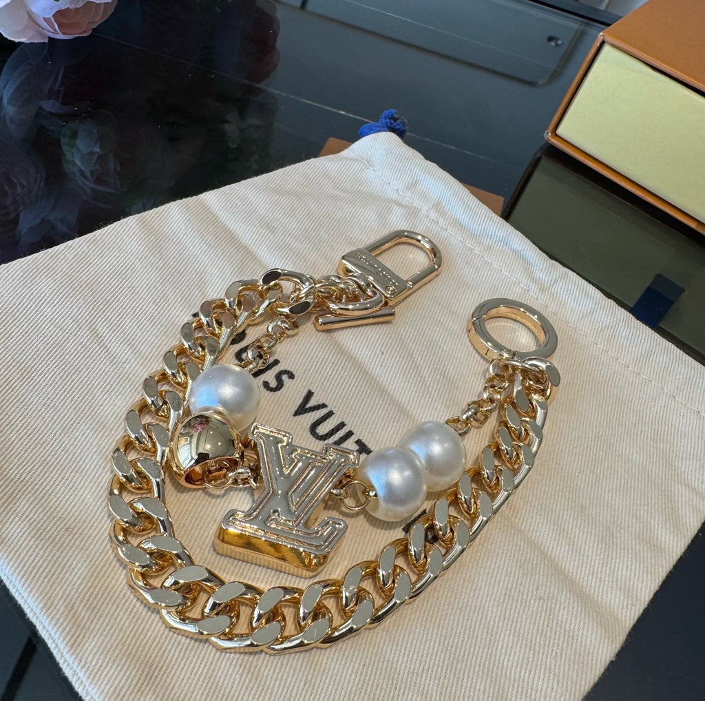 LOUIS VUITTON Metal Bag Charm Keychain