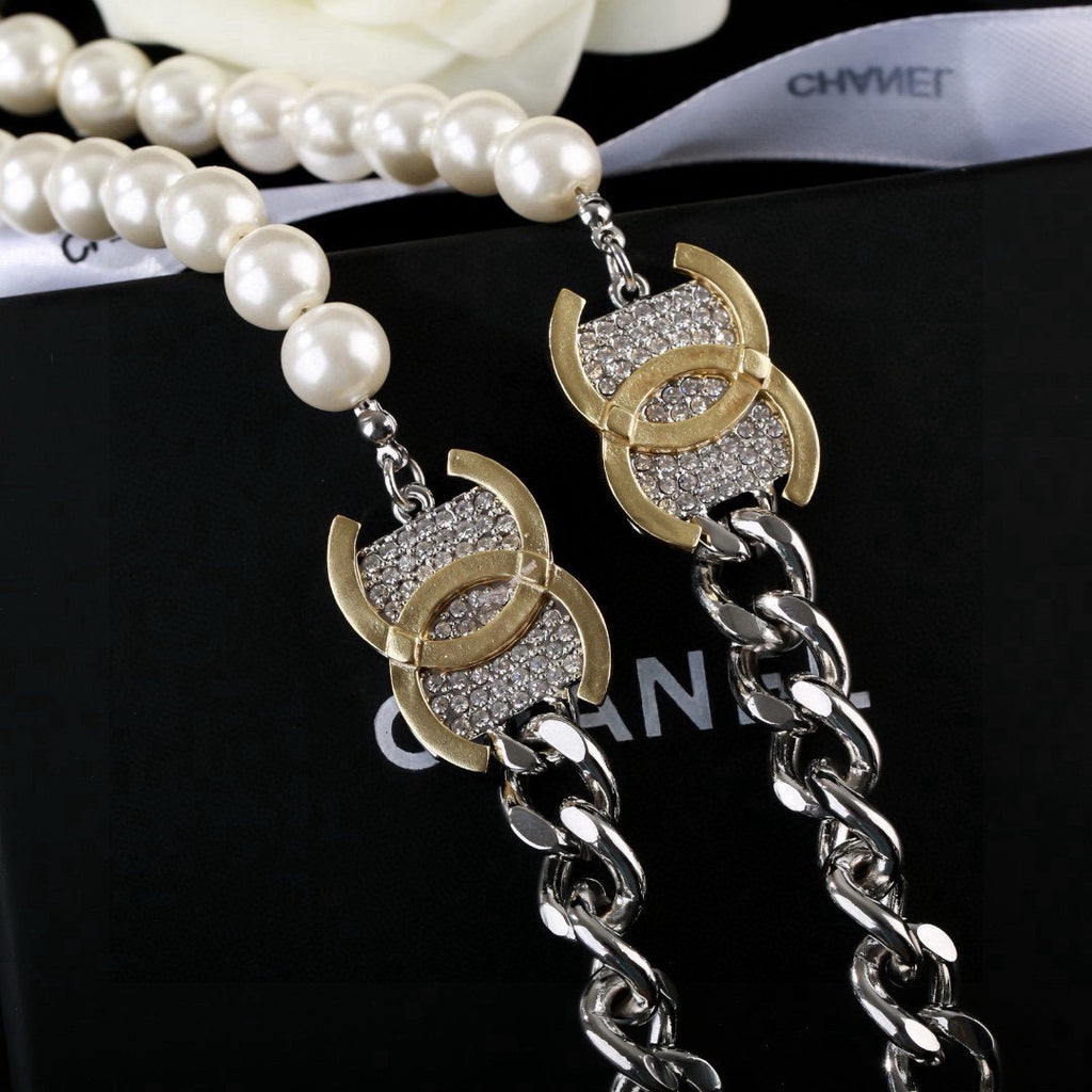 CHANEL P125 Pearl Double-C Necklace