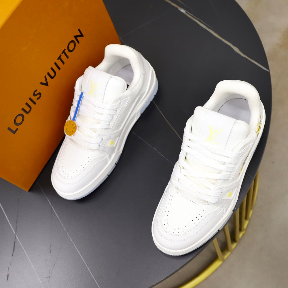 Louis Vuitton Men's Shoes - Style 426991