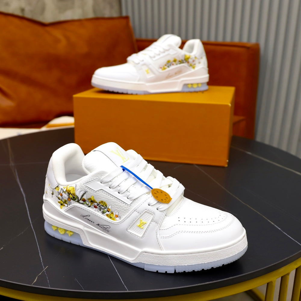 Louis Vuitton Men's Shoes - Style 426991