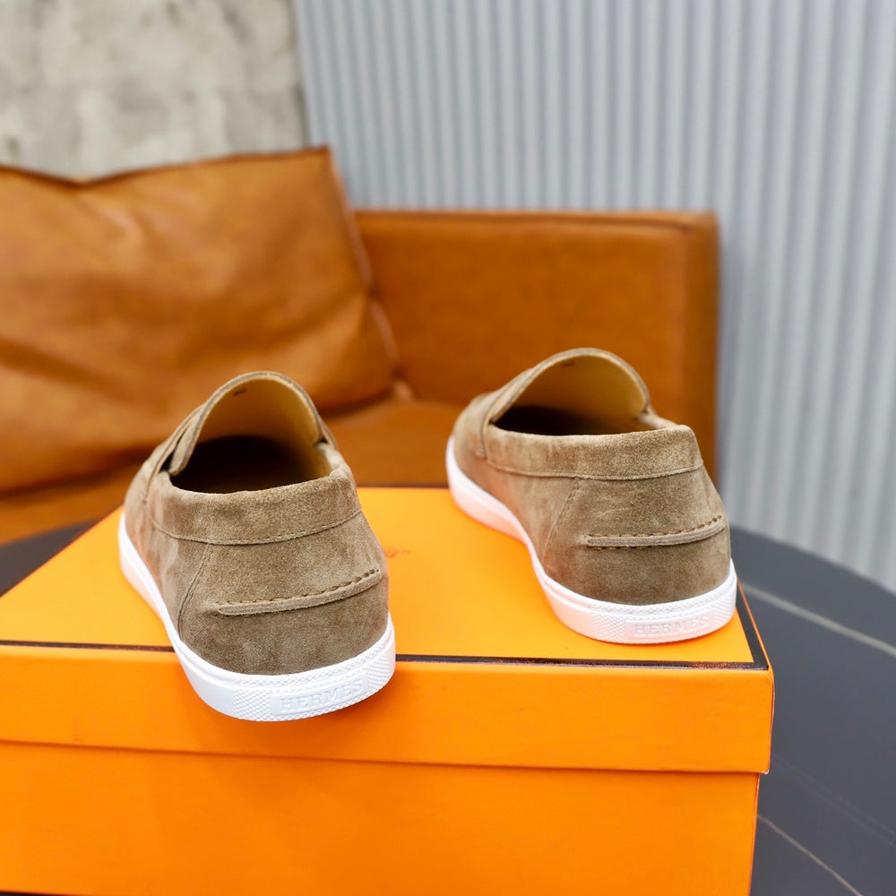 Hermès Men's Shoes - Style 428705