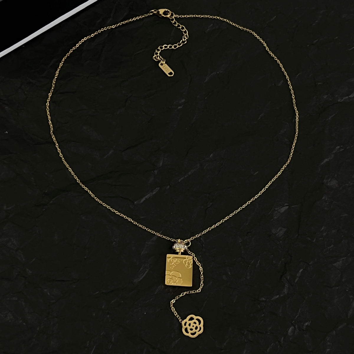 CHANEL Vintage Necklace