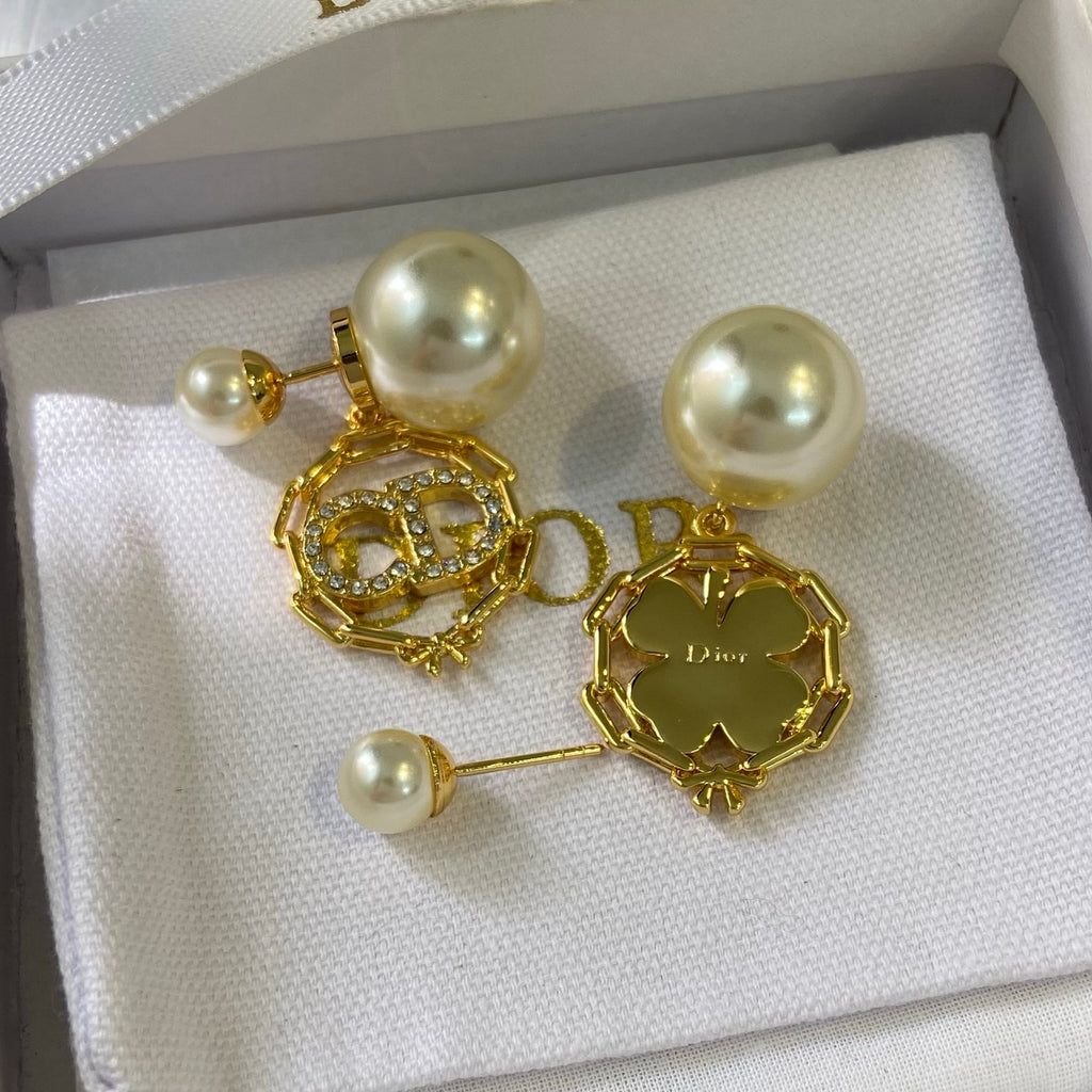 Pearl Earrings