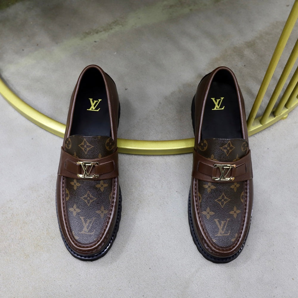 Louis Vuitton Men's Dress Shoes - Style 428727