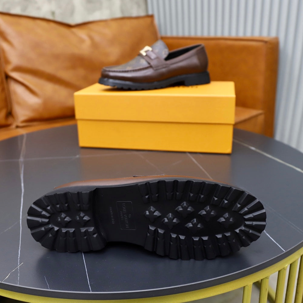 Louis Vuitton Men's Dress Shoes - Style 428727