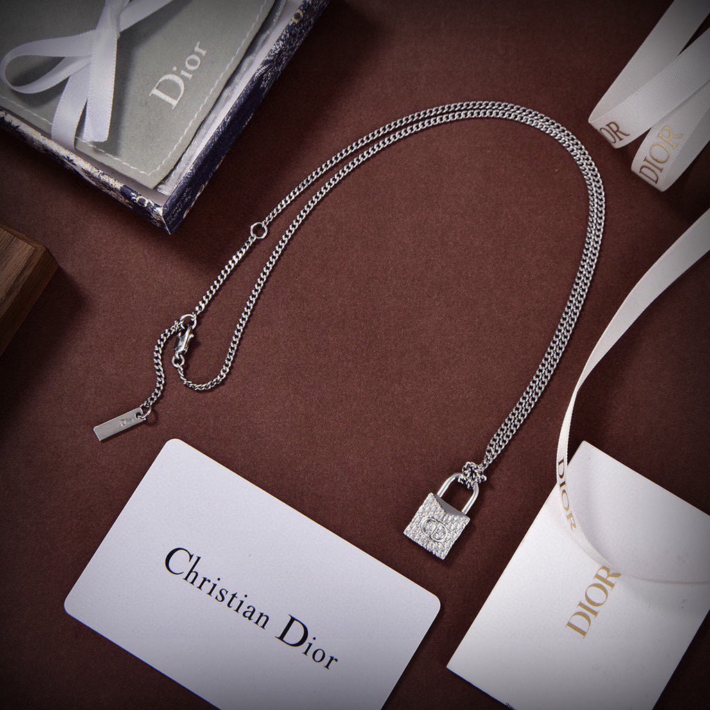 DIOR Necklace