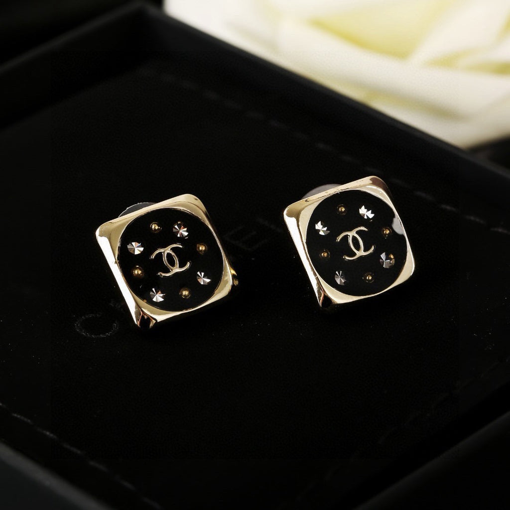 CHANEL P50 Earrings
