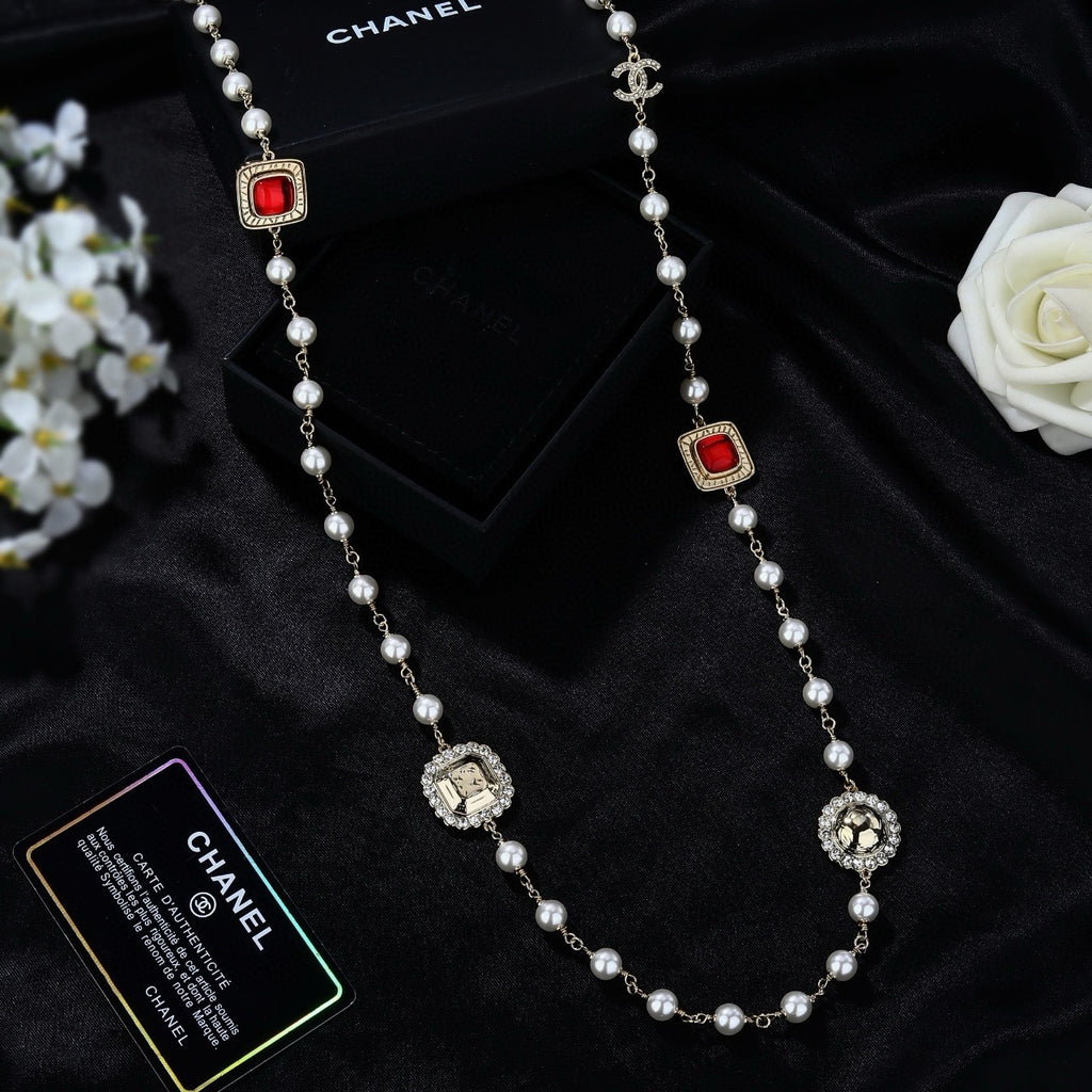CHANEL Necklace