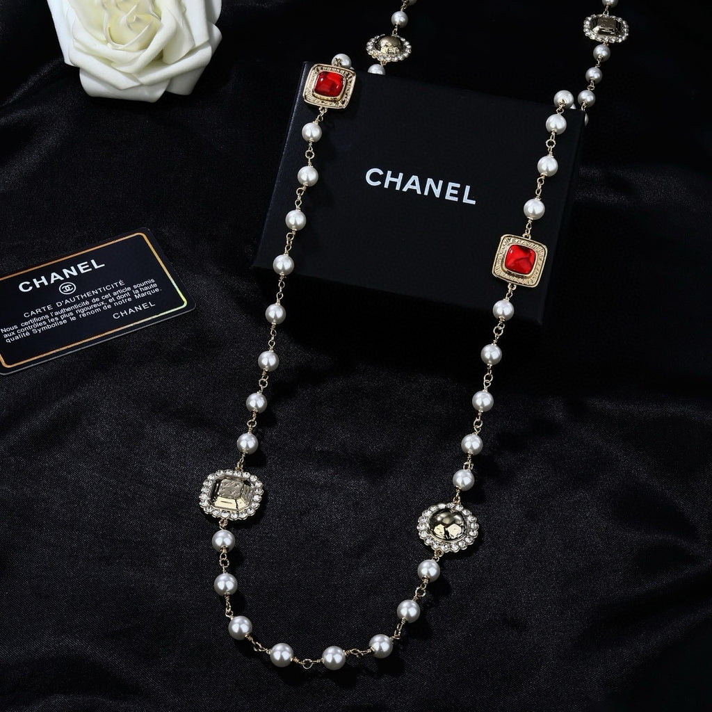 CHANEL Necklace