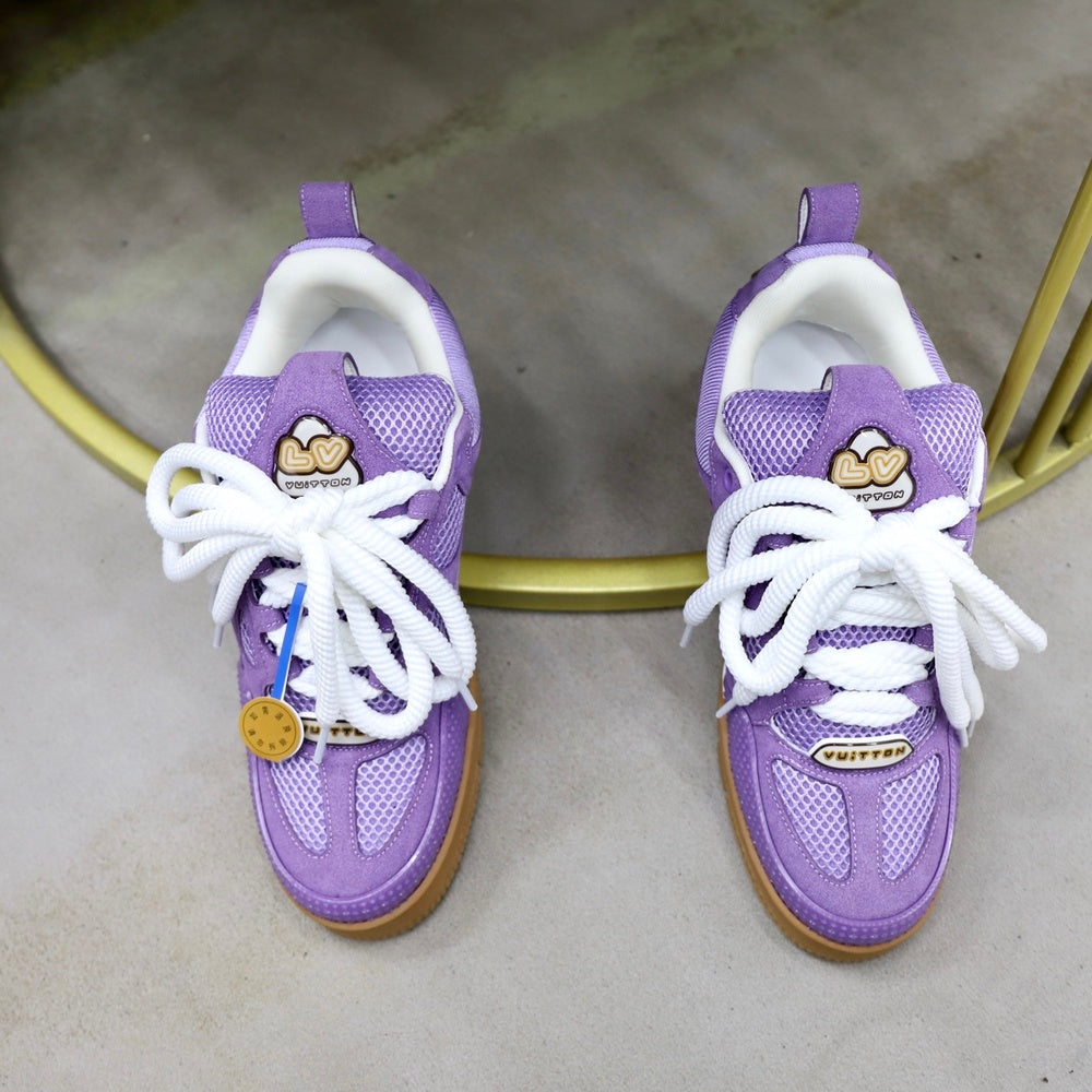 Louis Vuitton Unisex Sneakers - Style 426995