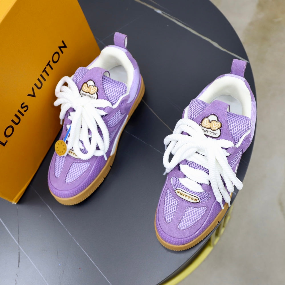 Louis Vuitton Unisex Sneakers - Style 426995