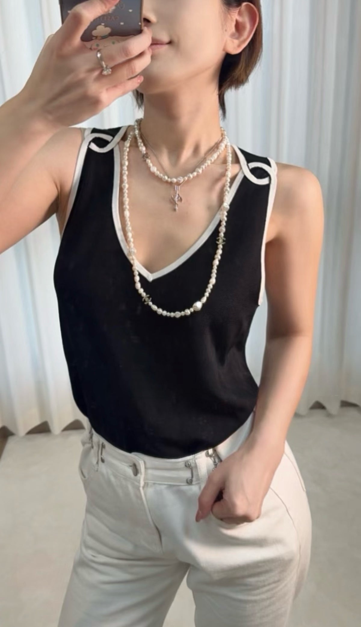 CHANEL Freshwater Pearl Baroque Pearl Double-C Long Necklace