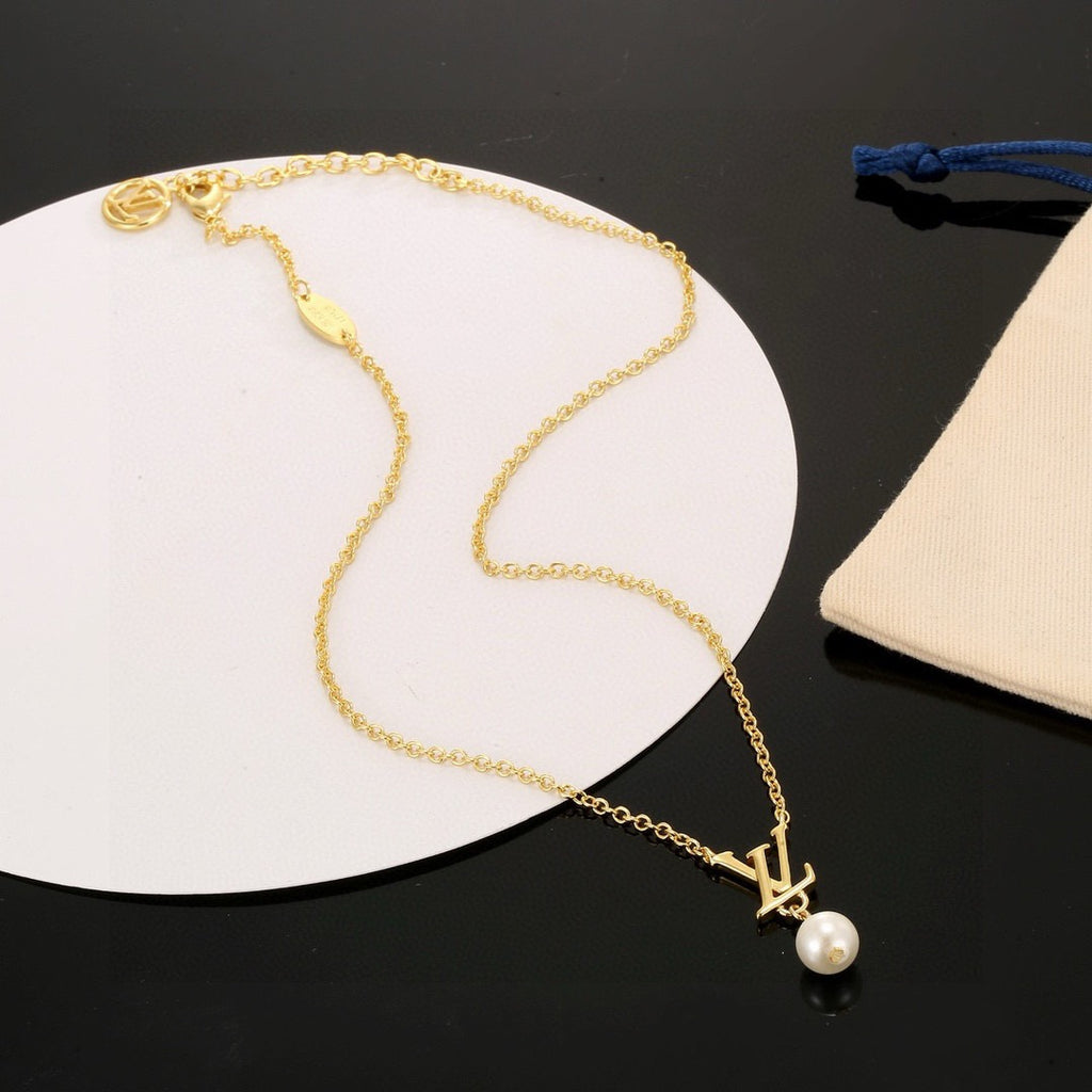 LOUIS VUITTON Necklace