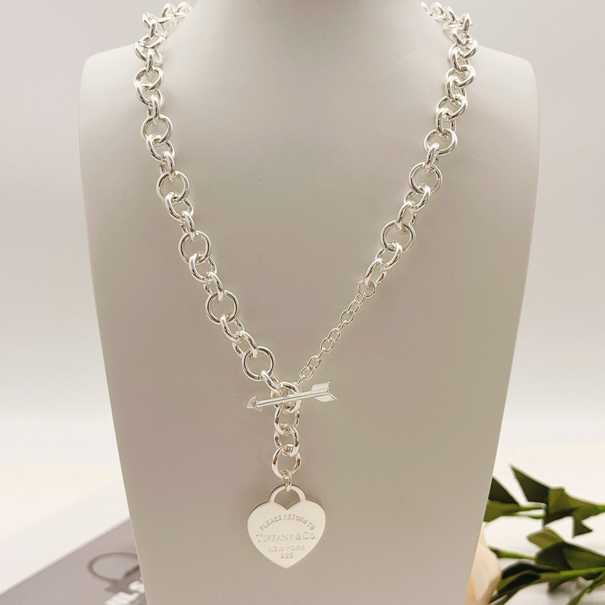 TIFFANY & CO. P78TX075 Necklace