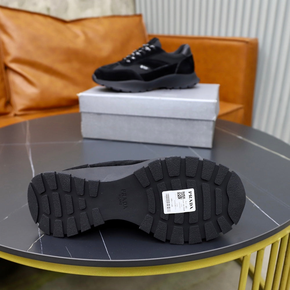 Prada Men's Sneakers - Style 428772