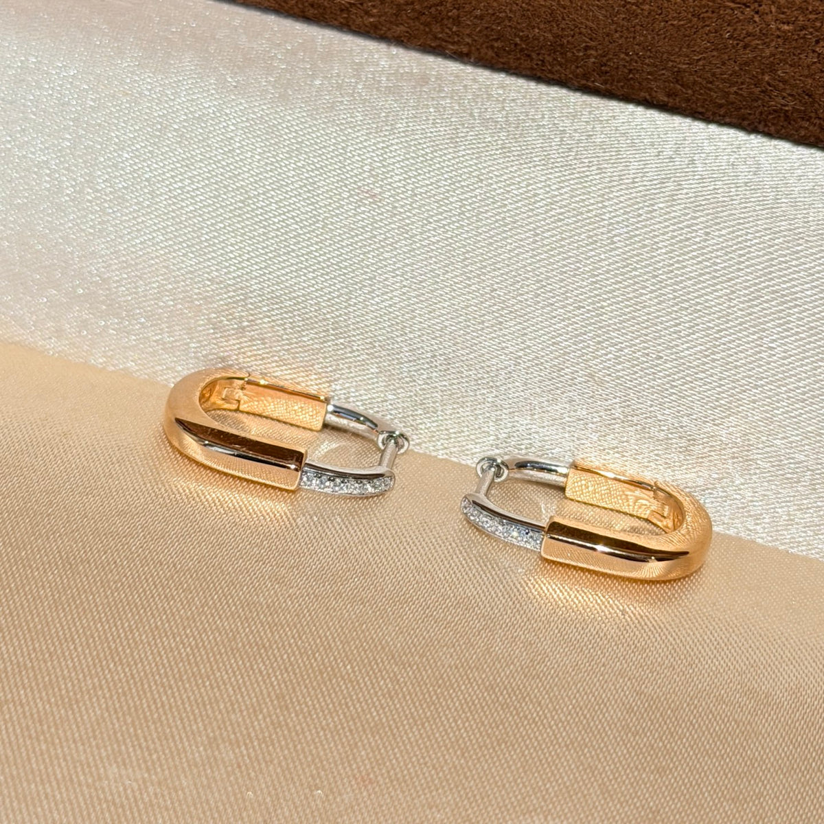A4586 Earrings