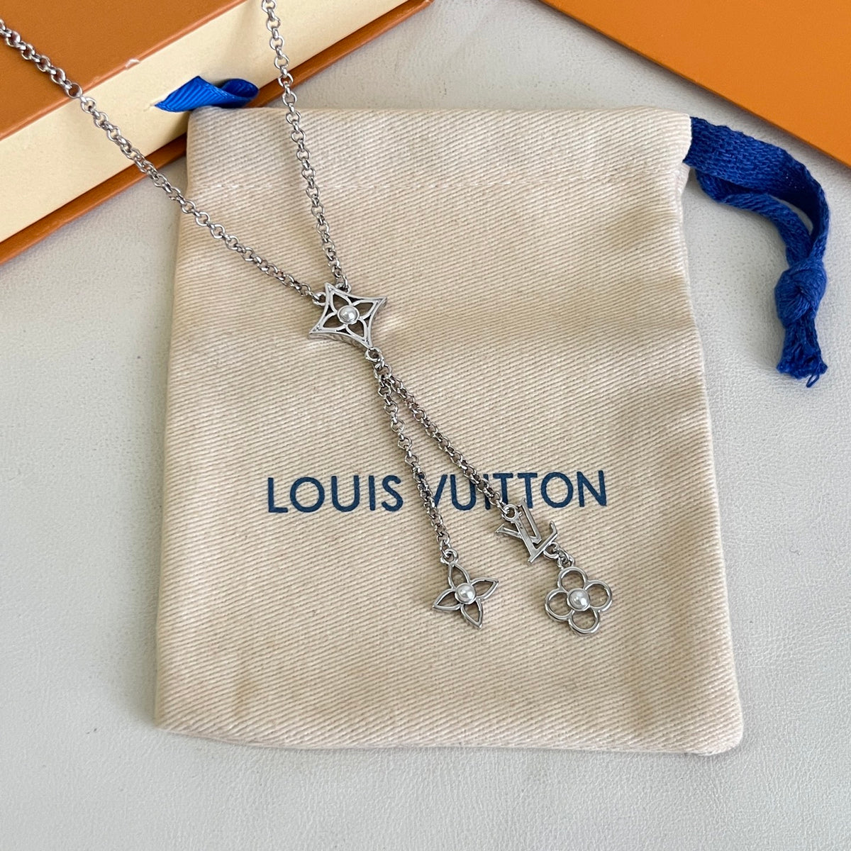 LOUIS VUITTON Vintage Necklace