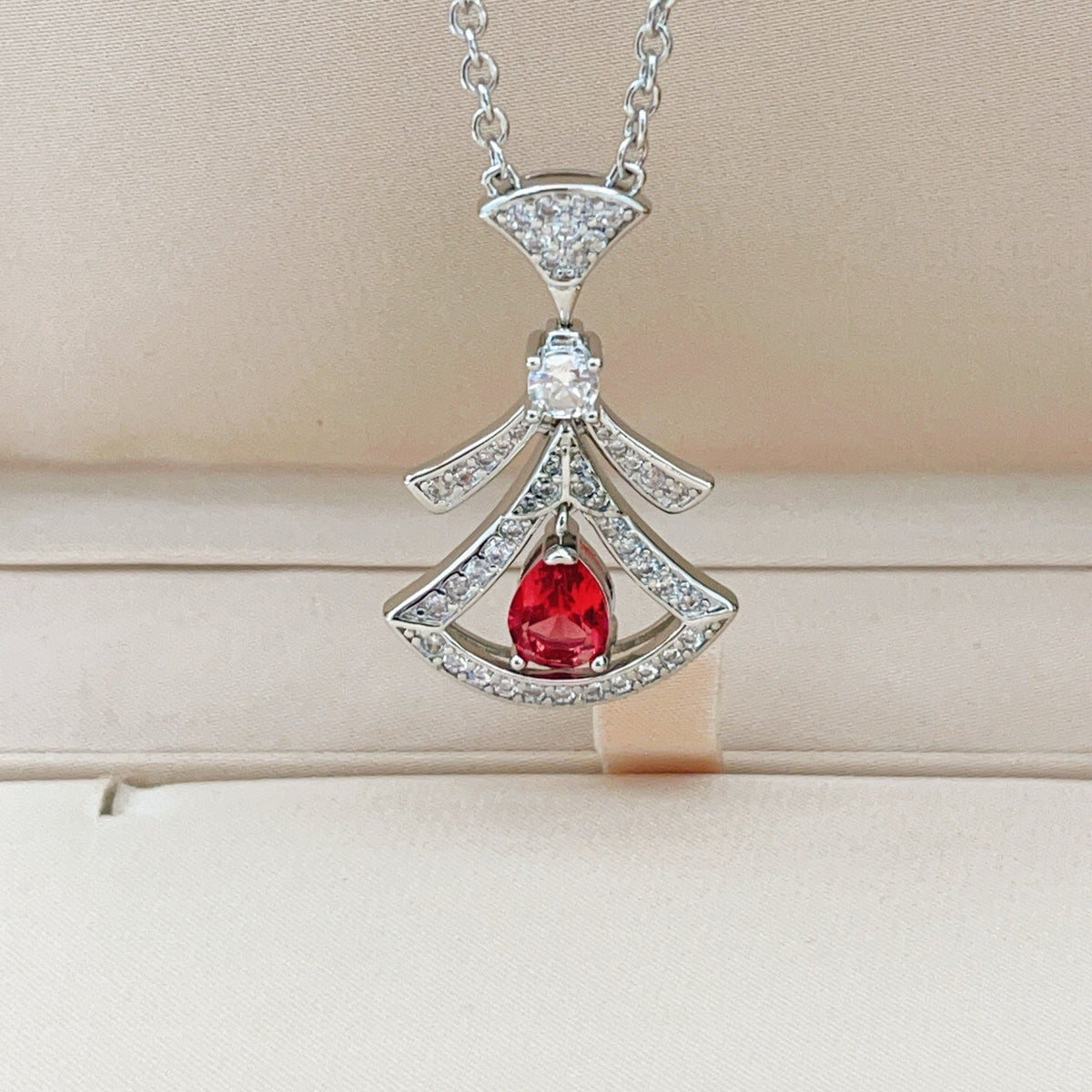 BVLGARI P65BX038 Necklace