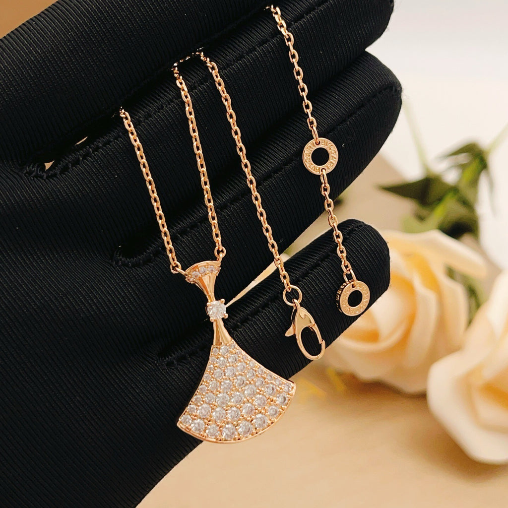 BVLGARI P70BX073 Crystal Necklace